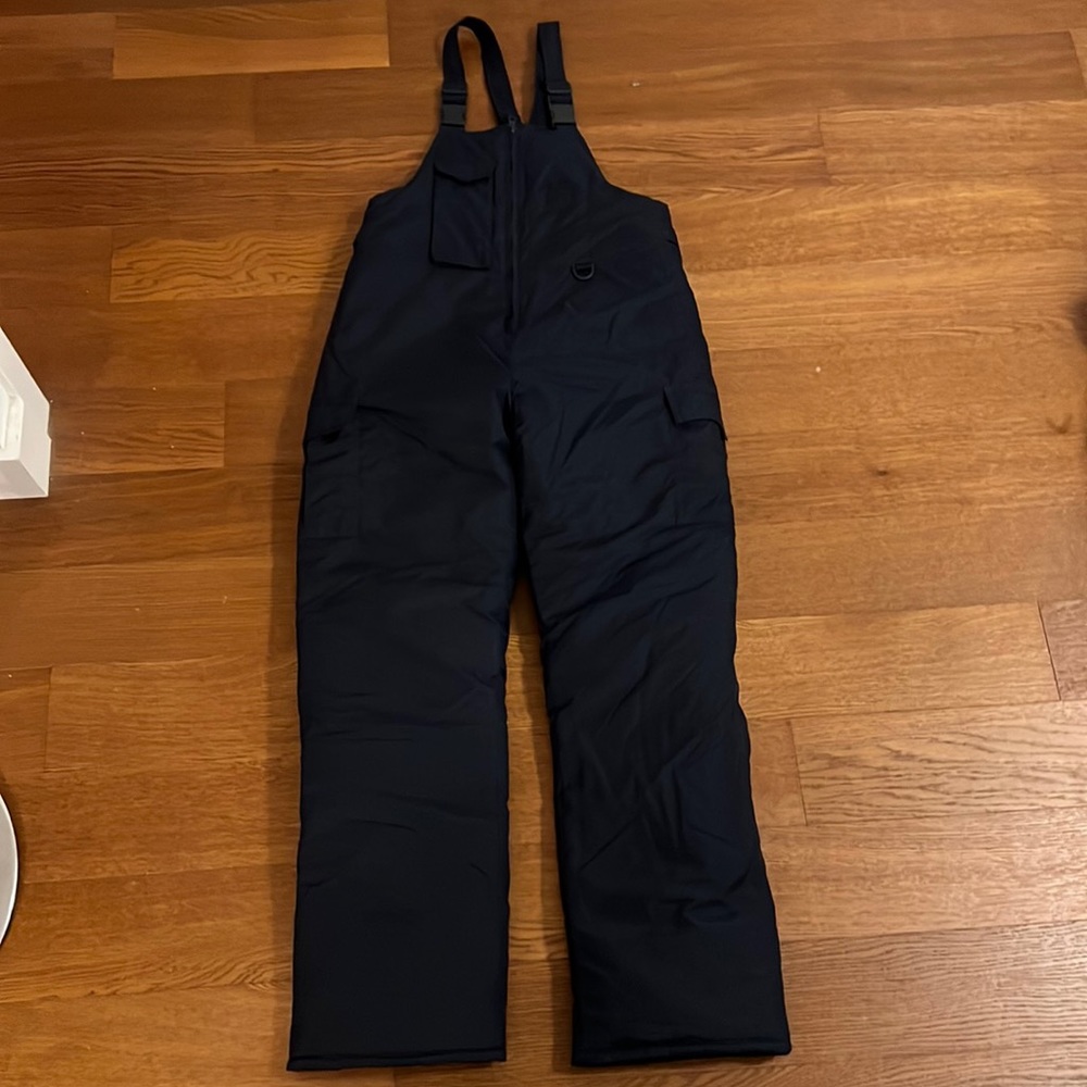 NEVER WORN SKI / SNOW PANTS